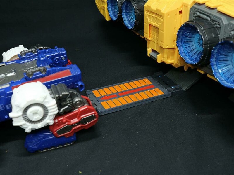 Kingdom Titan Class Autobot Ark Gap Fillers And More Upgrades From Funbie Studios  (15 of 32)